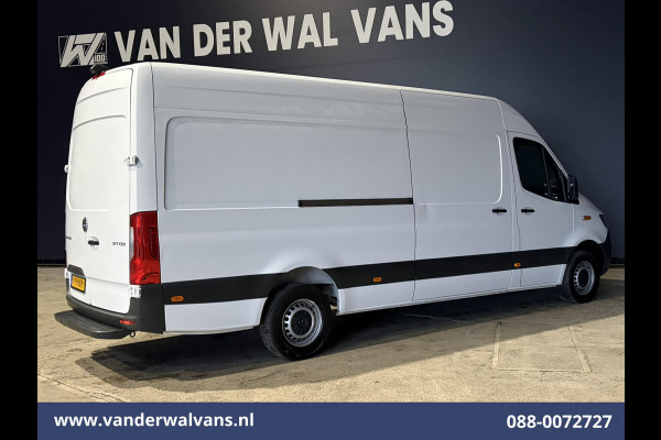 Mercedes-Benz Sprinter 317 CDI 170pk L3H2 Euro6 Airco | 360 graden Camera | Navigatie | Apple Carplay | Cruisecontrol Android Auto, Stoelverwarming, Chauffeursstoel, 270 Graden Achterdeuren, Parkeersensoren, Bijrijdersbank