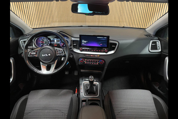Kia Ceed Sportswagon 1.5 T-GDi DynamicLine|160PK|TREKH.|CARPLAY+ANDROID|CAMERA|CLIMATE+CRUISE CONTROL|1E EIG.|INCL.BTW|NL AUTO|NAP