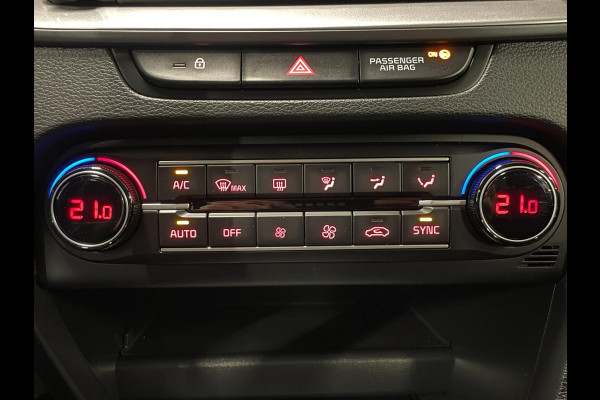 Kia Ceed Sportswagon 1.5 T-GDi DynamicLine|160PK|TREKH.|CARPLAY+ANDROID|CAMERA|CLIMATE+CRUISE CONTROL|1E EIG.|INCL.BTW|NL AUTO|NAP