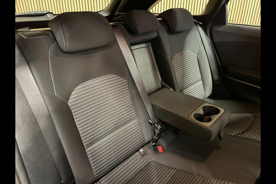 Kia Ceed Sportswagon 1.5 T-GDi DynamicLine|160PK|TREKH.|CARPLAY+ANDROID|CAMERA|CLIMATE+CRUISE CONTROL|1E EIG.|INCL.BTW|NL AUTO|NAP