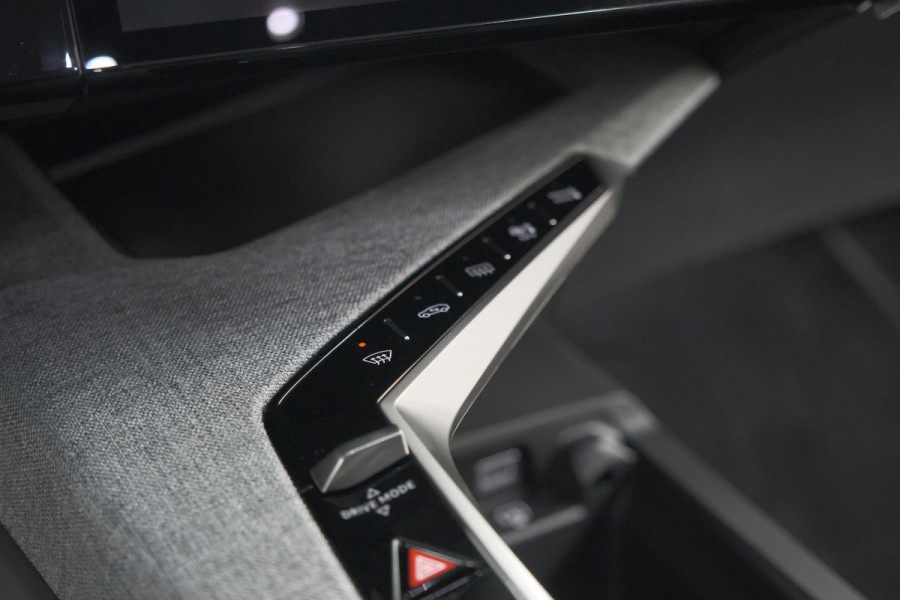 Peugeot 3008 1.2 Hybrid 145 GT | Elektrische Kofferklep | Camera | Stoelverwarming | Adaptieve Cruise Control