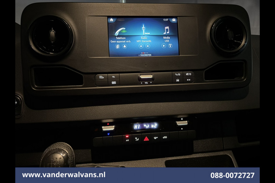 Mercedes-Benz Sprinter 317 CDI 170pk L3H2 Euro6 Airco | Camera | Apple Carplay | Cruisecontrol Android Auto, Chauffeursstoel, Stoelverwarming, 270 Graden Achterdeuren, Bijrijdersbank