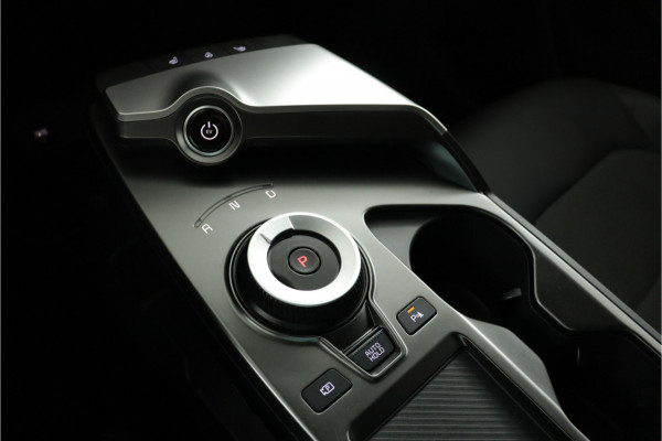 Kia Ev6 Light Edition 58 kWh Automaat SOH 98,4% - Stoel-/ Stuurverwarming - Carplay/Android Auto - Camera - Fabrieksgarantie Tot 2031