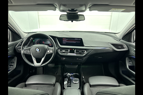 BMW 1-serie 118i Executive Edition (NL-auto, Goed OnderH, Carplay, Navi-groot, PDC V+A, Cruise Control, Etc)