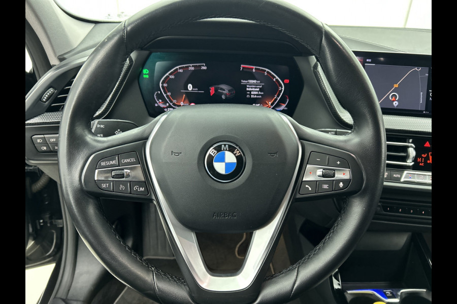 BMW 1-serie 118i Executive Edition (NL-auto, Goed OnderH, Carplay, Navi-groot, PDC V+A, Cruise Control, Etc)