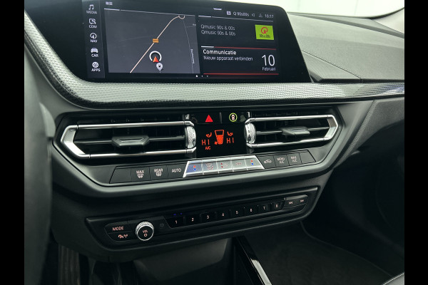 BMW 1-serie 118i Executive Edition (NL-auto, Goed OnderH, Carplay, Navi-groot, PDC V+A, Cruise Control, Etc)