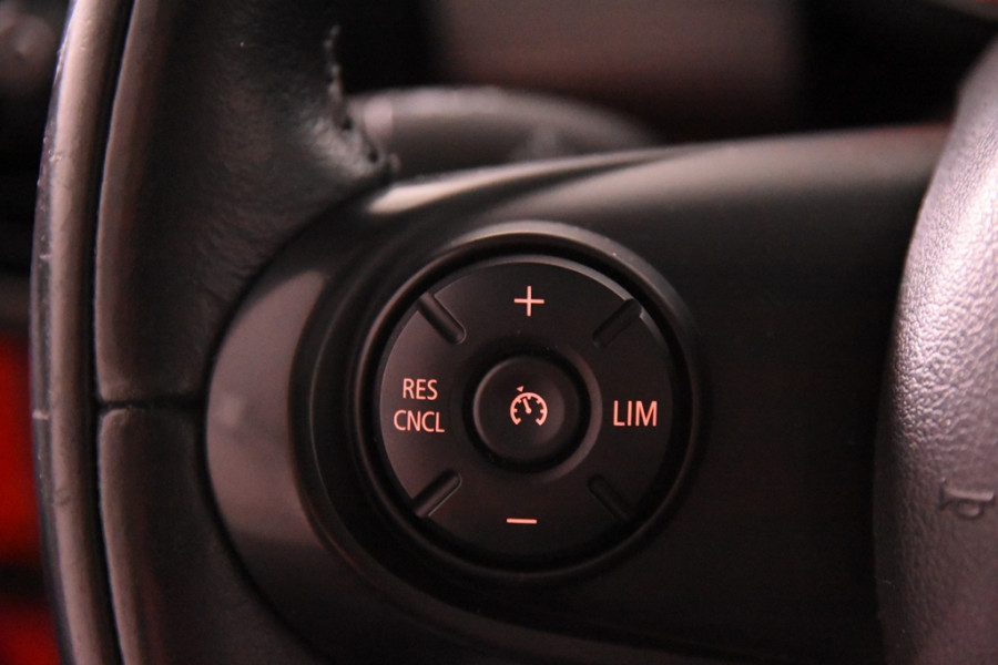 MINI Mini 1.5 Cooper *1ste Eigenaar*Panoramadak*Stoelverwarming*Parkassist*