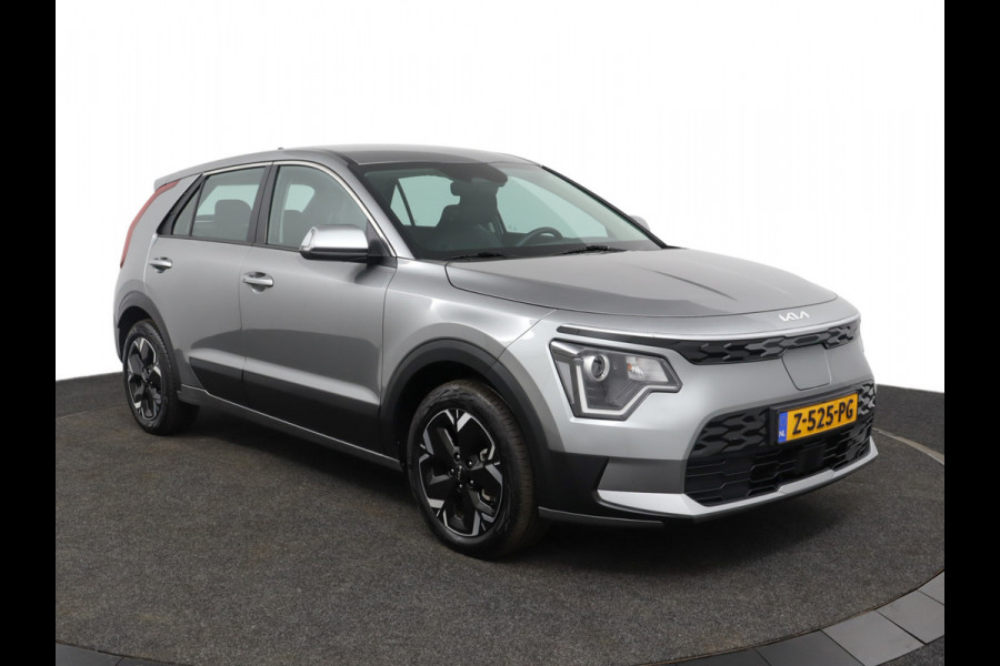 Kia Niro EV Light Edition 64.8 kWh Automaat SOH 98,8% Airco - Apple Carplay/Android Auto - Cruise Control - Navigatie - Fabrieksgarantie tot 05-2031