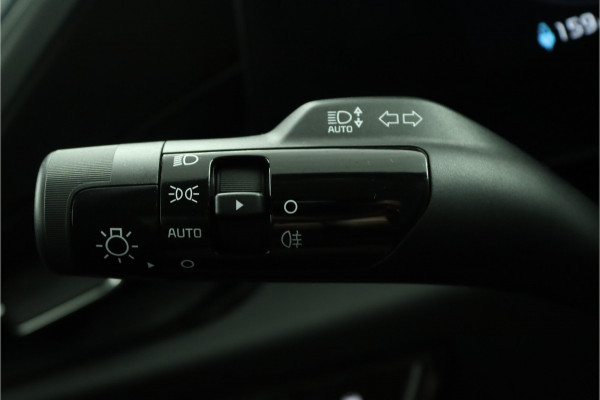 Kia Niro EV Light Edition 64.8 kWh Automaat SOH 98,8% Airco - Apple Carplay/Android Auto - Cruise Control - Navigatie - Fabrieksgarantie tot 05-2031