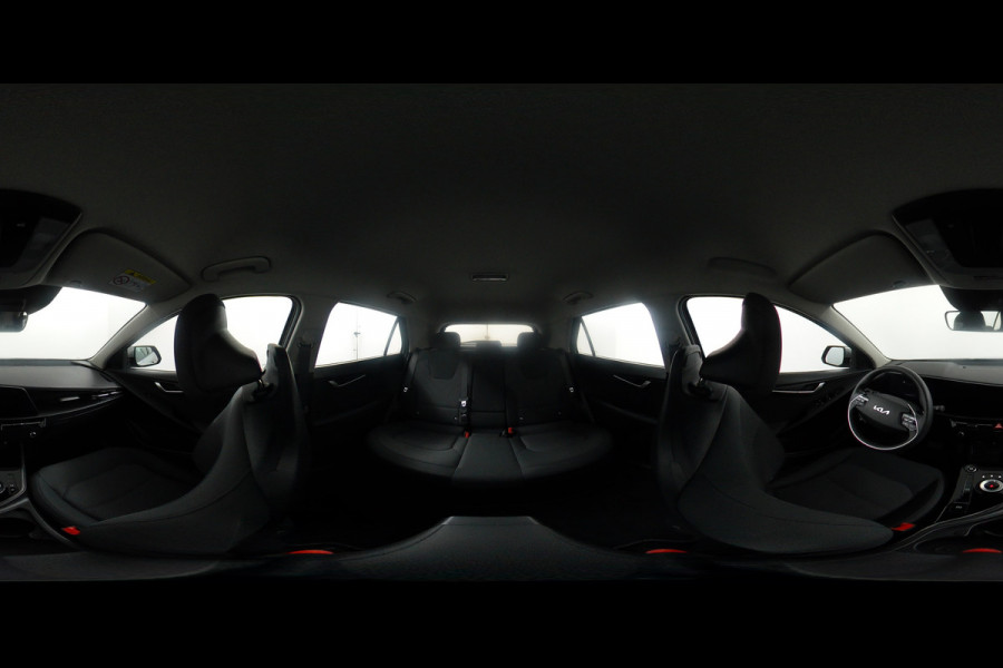 Kia Niro EV Light Edition 64.8 kWh Automaat SOH 98,8% Airco - Apple Carplay/Android Auto - Cruise Control - Navigatie - Fabrieksgarantie tot 05-2031