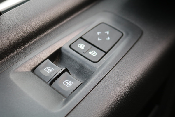 Renault Master 2.0 dCi 170pk L2 H2 Extra Airco Navigatie Camera Trekhaak