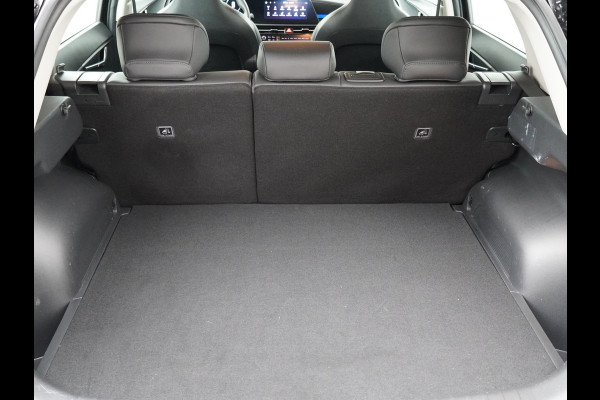 Kia Niro EV DynamicLine 64.8 kWh Automaat SOH 98,0% - Climate control  - Adaptive cruise control - Navigatie - Apple Carplay/Android Auto - Fabrieksgarantie t/m 02-2030