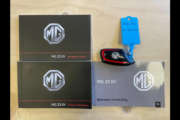 MG Mg Zs EV Luxury 45 kWh|LEDER|PANORAMA|APPLE CARPLAY|CAMERA|ACC|ELEK. INTERIEUR|STOELVERW.|CLIMATE, CRUISE CONTROL|NL-AUTO|NAP|