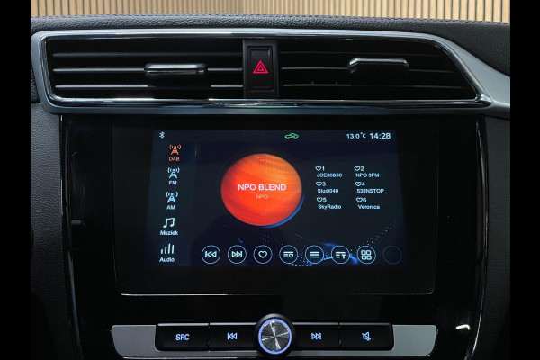 MG Mg Zs EV Luxury 45 kWh|LEDER|PANORAMA|APPLE CARPLAY|CAMERA|ACC|ELEK. INTERIEUR|STOELVERW.|CLIMATE, CRUISE CONTROL|NL-AUTO|NAP|
