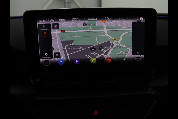 CUPRA Leon 1.4 eHybrid VZ | 245pk | Trekhaak | Stoelverwarming | Carplay | Camera | Sfeerverlichting | Keyless | Navigatie | Sportstoelen | Park Assist | Stuurverwarming | PHEV | Plug In