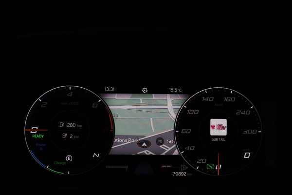 CUPRA Leon 1.4 eHybrid VZ | 245pk | Trekhaak | Stoelverwarming | Carplay | Camera | Sfeerverlichting | Keyless | Navigatie | Sportstoelen | Park Assist | Stuurverwarming | PHEV | Plug In