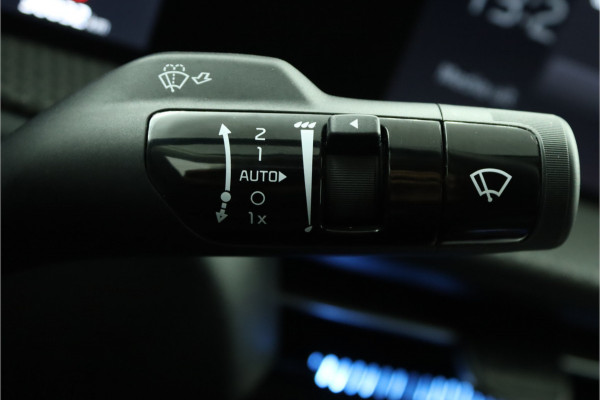 Kia Ev6 Edition Advanced 77.4 kWh Automaat SOH 98,6% - Matrix LED Koplampen - Kunst Lederen Bekleding - Adaptief Cruise Control - Climate Control - Fabrieksgarantie Tot 2031