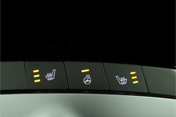 Kia Ev6 Edition Advanced 77.4 kWh Automaat SOH 98,6% - Matrix LED Koplampen - Kunst Lederen Bekleding - Adaptief Cruise Control - Climate Control - Fabrieksgarantie Tot 2031