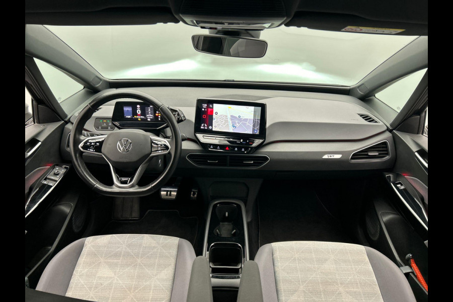 Volkswagen ID.3 First 58 kWh | Origineel Nederlands | Stoel/Stuur Verwarming Adaptieve Cruise Trekhaak