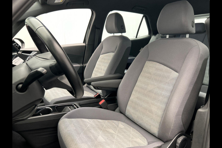 Volkswagen ID.3 First 58 kWh | Origineel Nederlands | Stoel/Stuur Verwarming Adaptieve Cruise Trekhaak