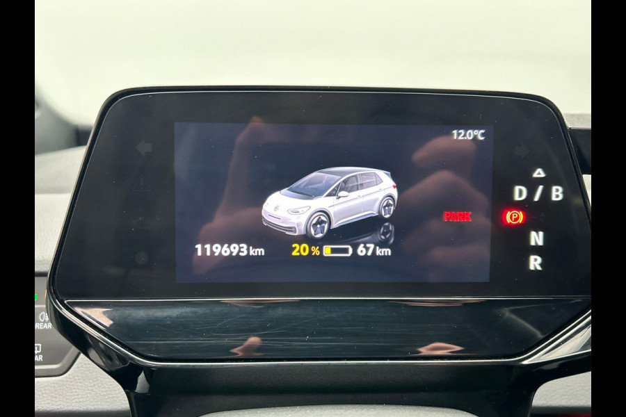 Volkswagen ID.3 First 58 kWh | Origineel Nederlands | Stoel/Stuur Verwarming Adaptieve Cruise Trekhaak