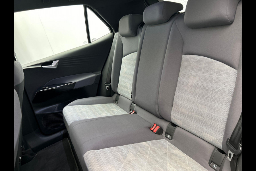 Volkswagen ID.3 First 58 kWh | Origineel Nederlands | Stoel/Stuur Verwarming Adaptieve Cruise Trekhaak