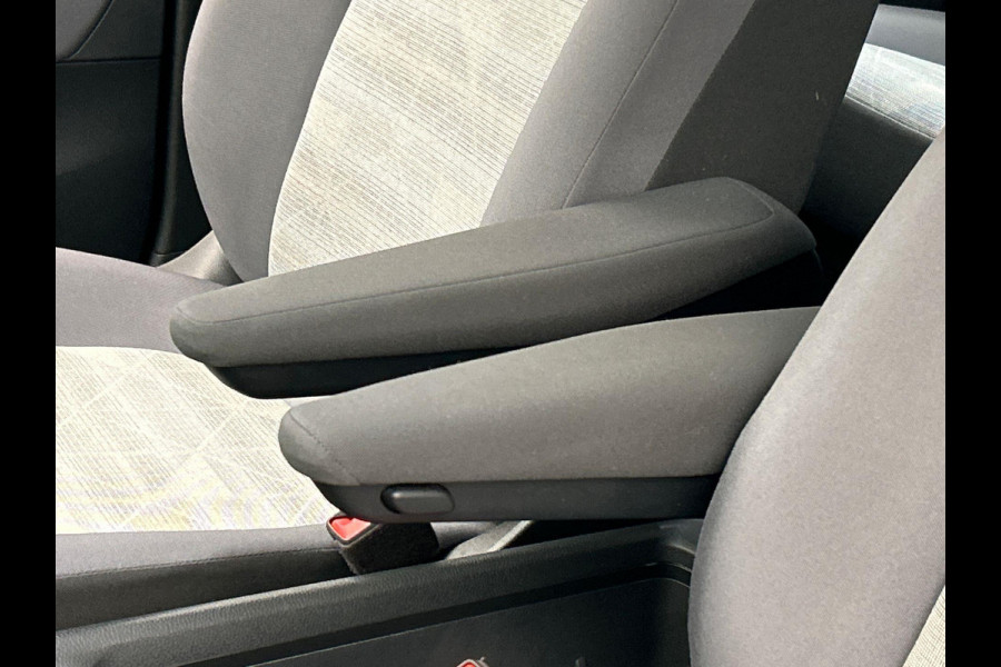 Volkswagen ID.3 First 58 kWh | Origineel Nederlands | Stoel/Stuur Verwarming Adaptieve Cruise Trekhaak