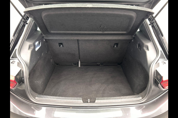 Volkswagen ID.3 First 58 kWh | Origineel Nederlands | Stoel/Stuur Verwarming Adaptieve Cruise Trekhaak