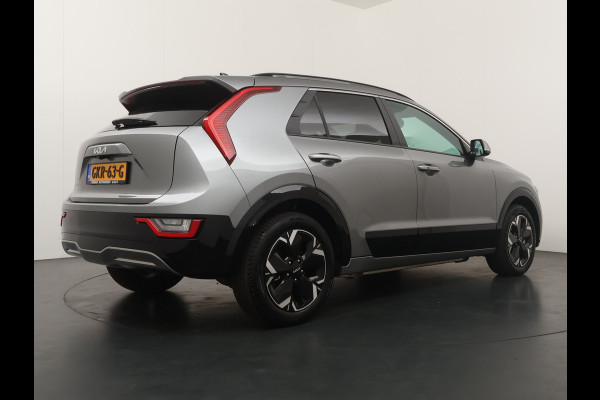 Kia Niro EV DynamicPlusLine 64.8 kWh Automaat SOH 98,8% - Navigatie - Stoel/Stuurverwarming - Adaptief Cruise Control - Schuif/Kanteldak - Fabrieksgarantie Tot 2031