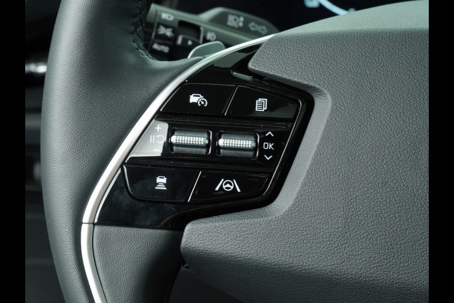Kia Niro EV DynamicPlusLine 64.8 kWh Automaat SOH 98,8% - Navigatie - Stoel/Stuurverwarming - Adaptief Cruise Control - Schuif/Kanteldak - Fabrieksgarantie Tot 2031