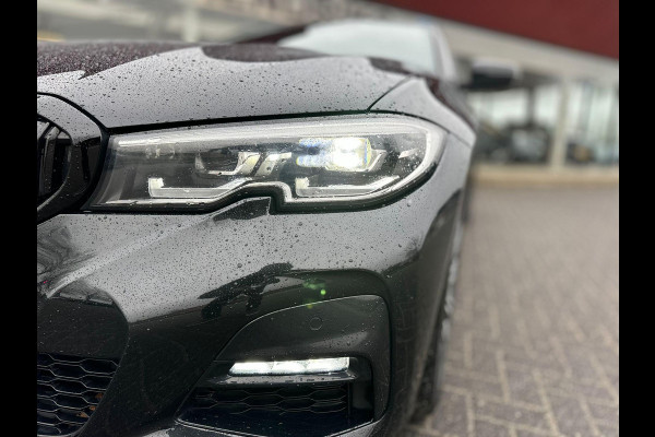 BMW 3-serie 330e | Trekhaak wegklapbaar | Nieuwe banden | Climate  | CC | Leder Stof |