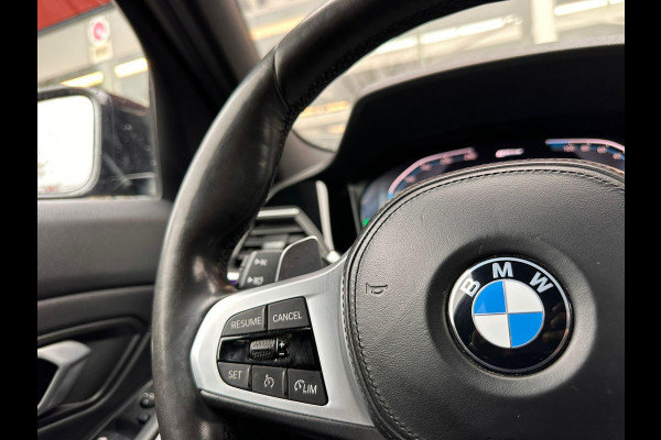 BMW 3-serie 330e | Trekhaak wegklapbaar | Nieuwe banden | Climate  | CC | Leder Stof |
