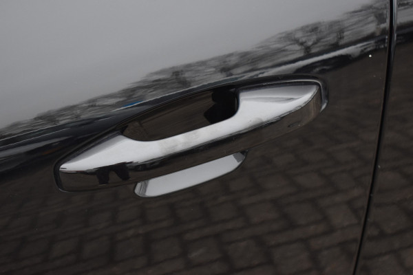 Volvo XC40 T2 129PK Automaat Business Pro | ACC | Trekhaak | Apple Carplay | Elektr. Achterklep