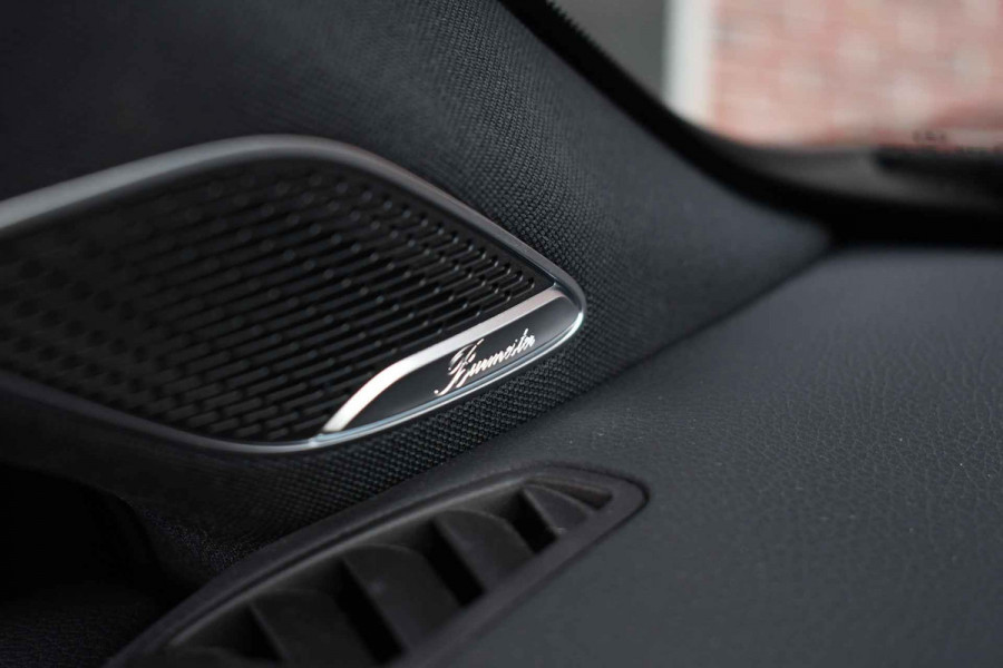 Mercedes-Benz A-Klasse 250e AMG Line Pano Burmester El-zetels