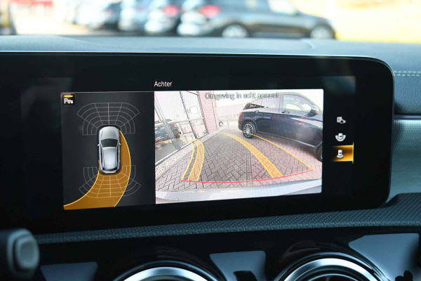 Mercedes-Benz A-Klasse 250e AMG Line Pano Burmester El-zetels