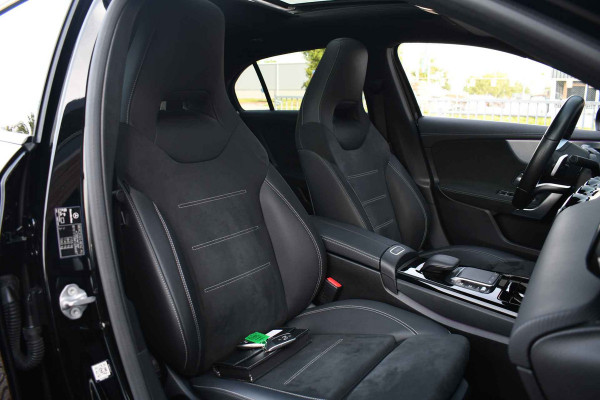 Mercedes-Benz A-Klasse 250e AMG Line Pano Burmester El-zetels