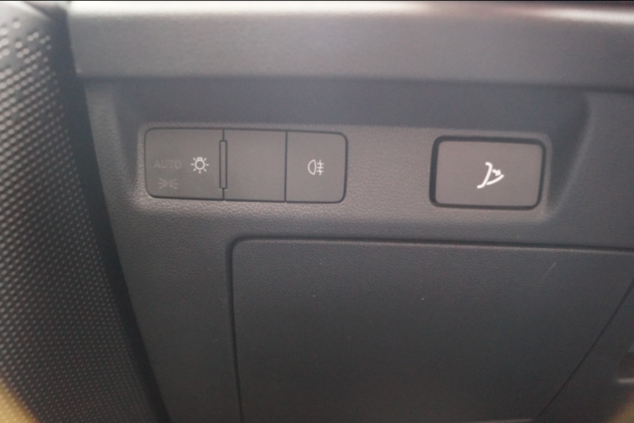 Škoda ENYAQ iV 60 180pk 62kWh -SOH90%-TREKHAAK-NAVI-ECC-PDC-