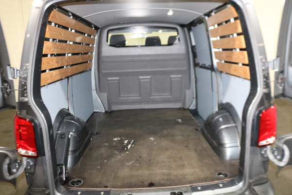 Volkswagen Transporter 2.0 TDI 150pk Automaat 34dkm