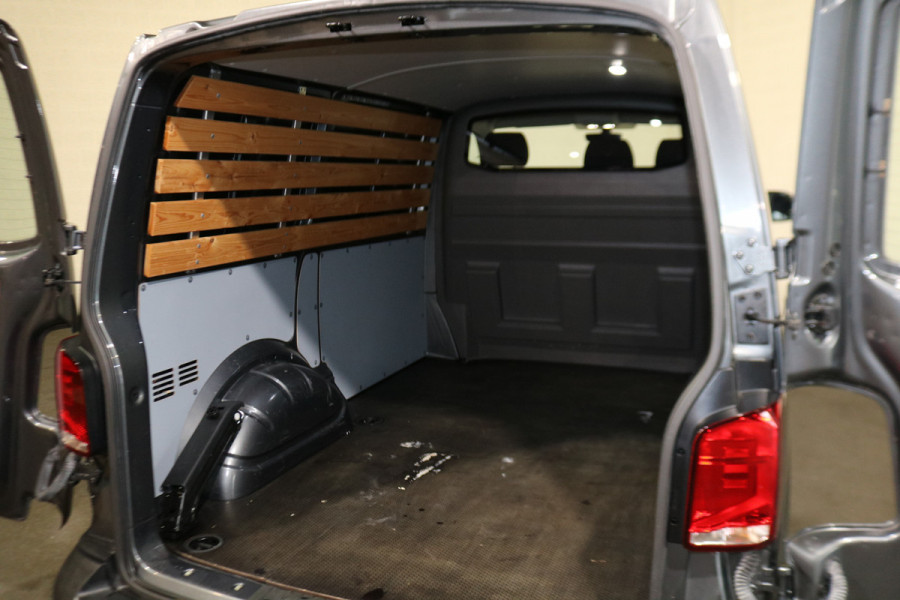 Volkswagen Transporter 2.0 TDI 150pk Automaat 34dkm