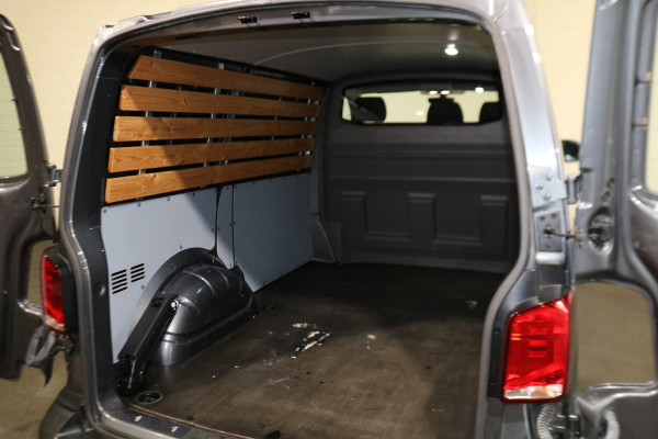 Volkswagen Transporter 2.0 TDI 150pk Automaat 34dkm