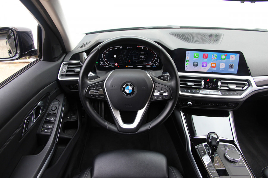 BMW 3 Serie Touring 330e Sportline | Shadow | 19 | Live cockpit