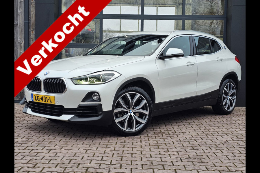 BMW X2 sDrive20i Executive | Automaat | Trekhaak | LED | Park Assist | Navi | Cruise | LMV 19" | All-seasons |