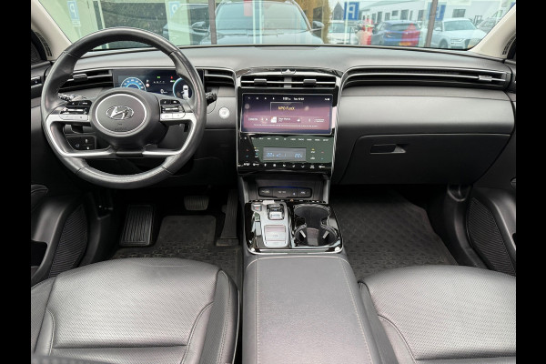 Hyundai Tucson 1.6 T-GDI PHEV Premium Sky 4WD - Automaat - Panoramadak- Leder - Navi