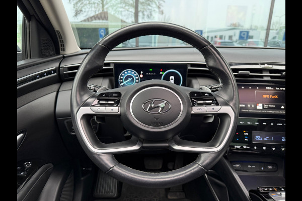 Hyundai Tucson 1.6 T-GDI PHEV Premium Sky 4WD - Automaat - Panoramadak- Leder - Navi