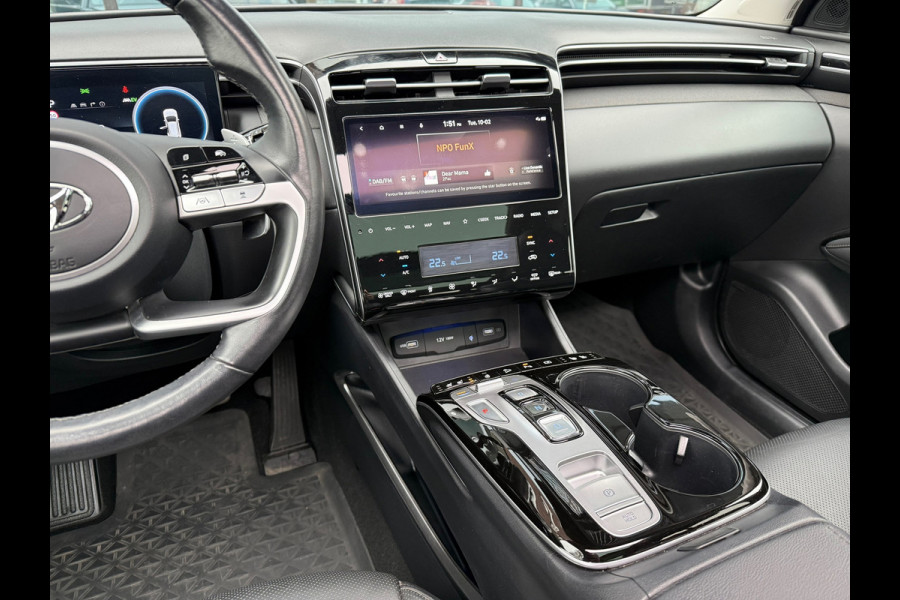 Hyundai Tucson 1.6 T-GDI PHEV Premium Sky 4WD - Automaat - Panoramadak- Leder - Navi