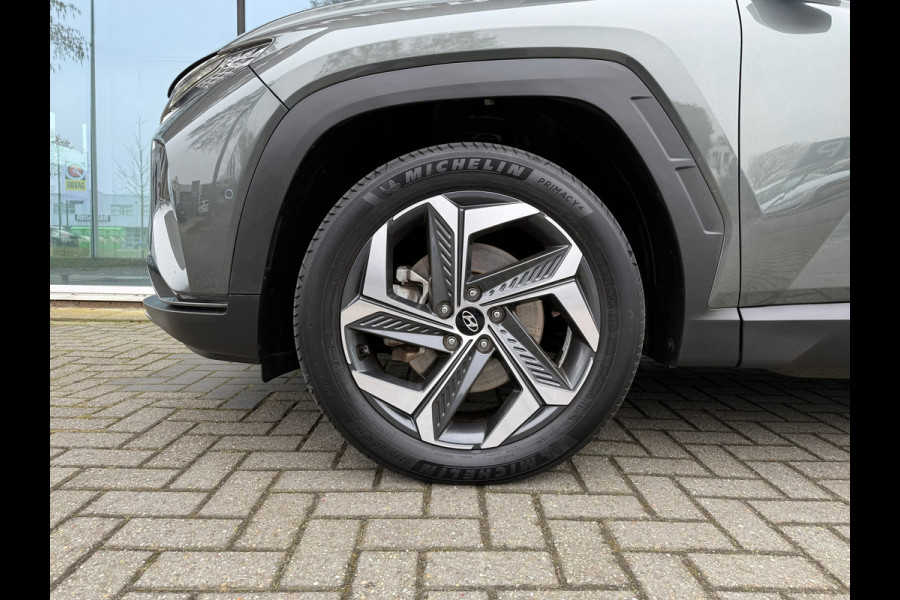 Hyundai Tucson 1.6 T-GDI PHEV Premium Sky 4WD - Automaat - Panoramadak- Leder - Navi