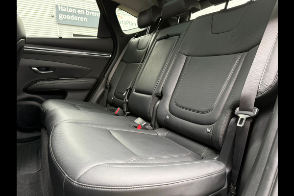 Hyundai Tucson 1.6 T-GDI PHEV Premium Sky 4WD - Automaat - Panoramadak- Leder - Navi