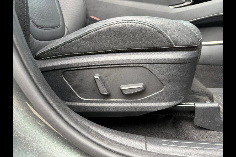 Hyundai Tucson 1.6 T-GDI PHEV Premium Sky 4WD - Automaat - Panoramadak- Leder - Navi