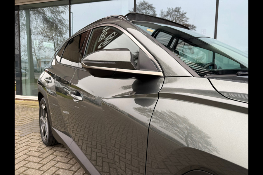 Hyundai Tucson 1.6 T-GDI PHEV Premium Sky 4WD - Automaat - Panoramadak- Leder - Navi