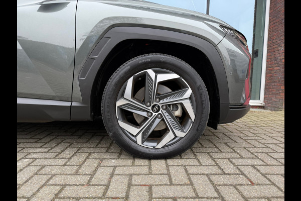 Hyundai Tucson 1.6 T-GDI PHEV Premium Sky 4WD - Automaat - Panoramadak- Leder - Navi